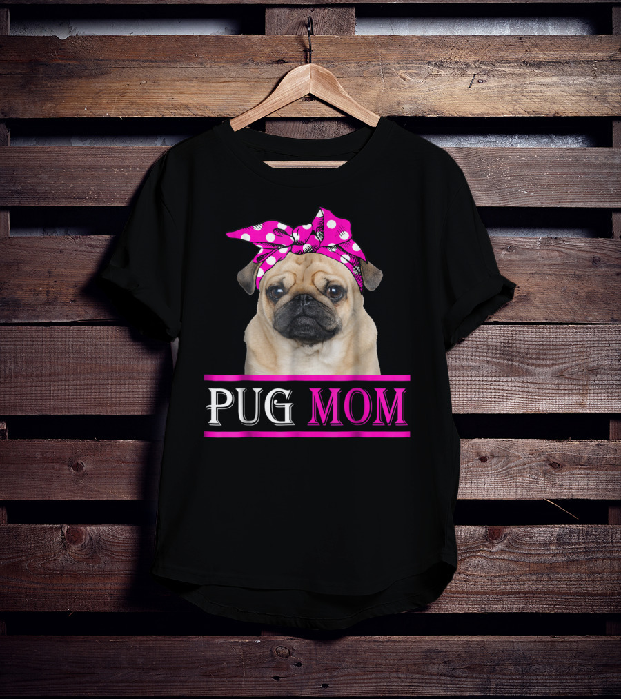 Pug Mom Cute Dog With Pink Polka Dot Bow T-Shirt