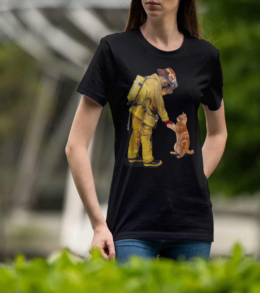 Cats Shaking Hands With Firefighter Mom T-Shirt
