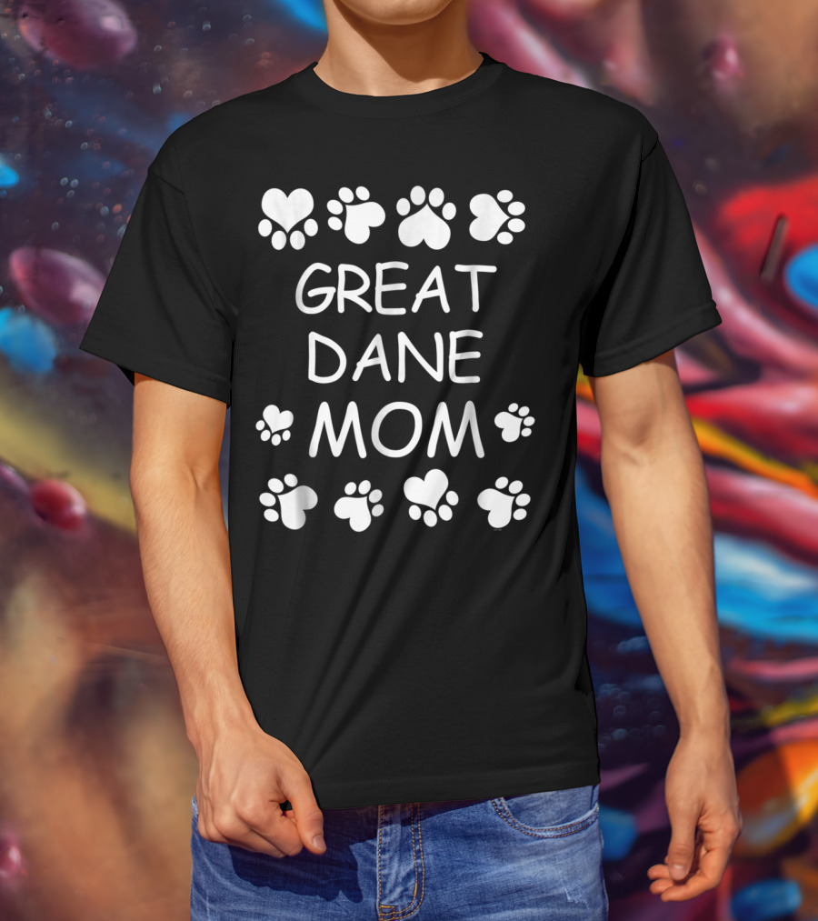 Great Dane Mom Paw Print Heart Design For Christmas Birthday T-Shirt