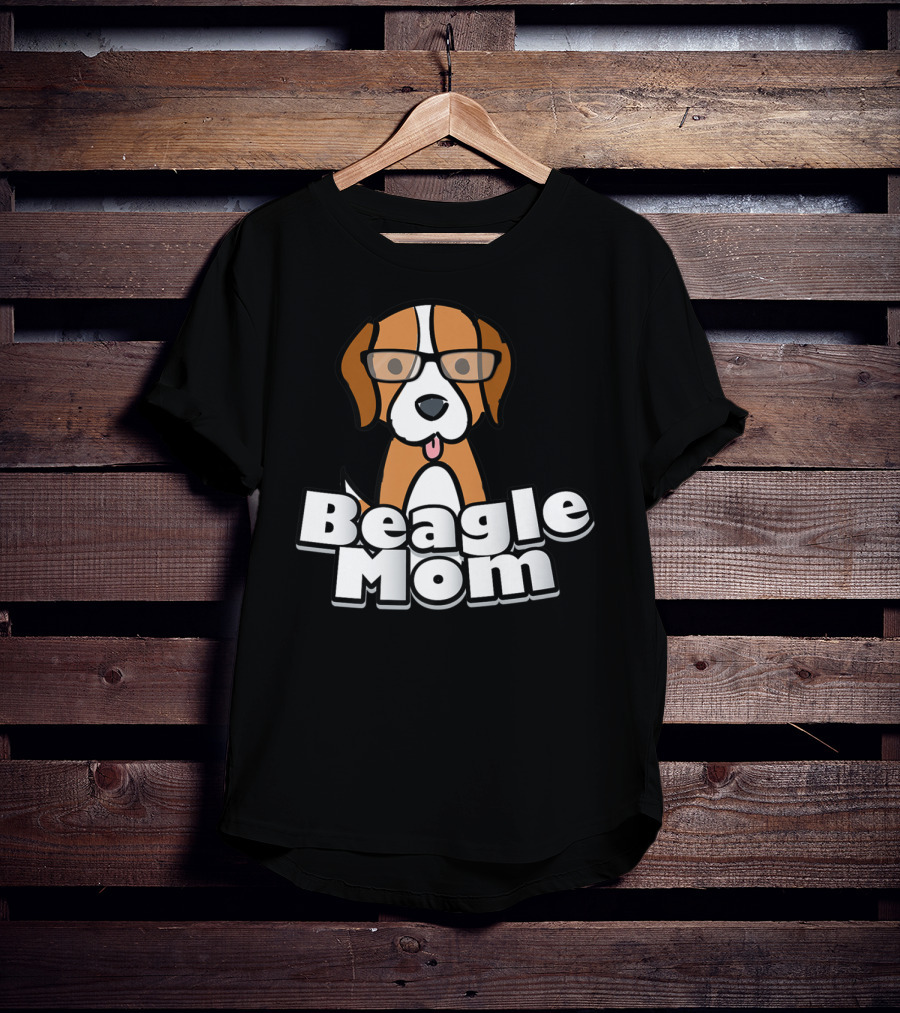 Beagle Mom Cute Dog With Glasses T-Shirt