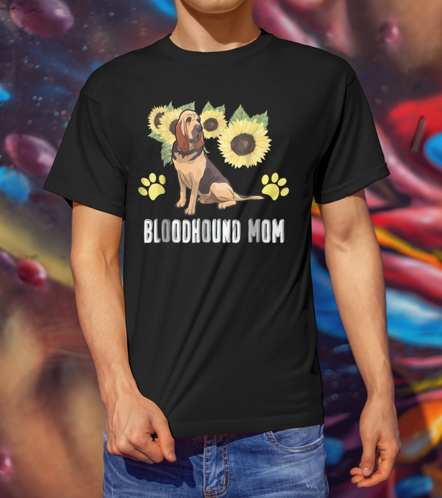 Bloodhound Mom Sunflower Paws T-Shirt