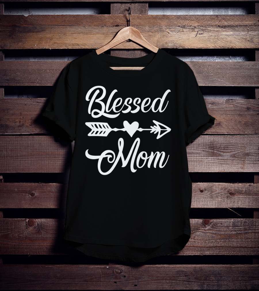 Blessed Mom Heart Arrow Design Thanksgiving24 T-Shirt