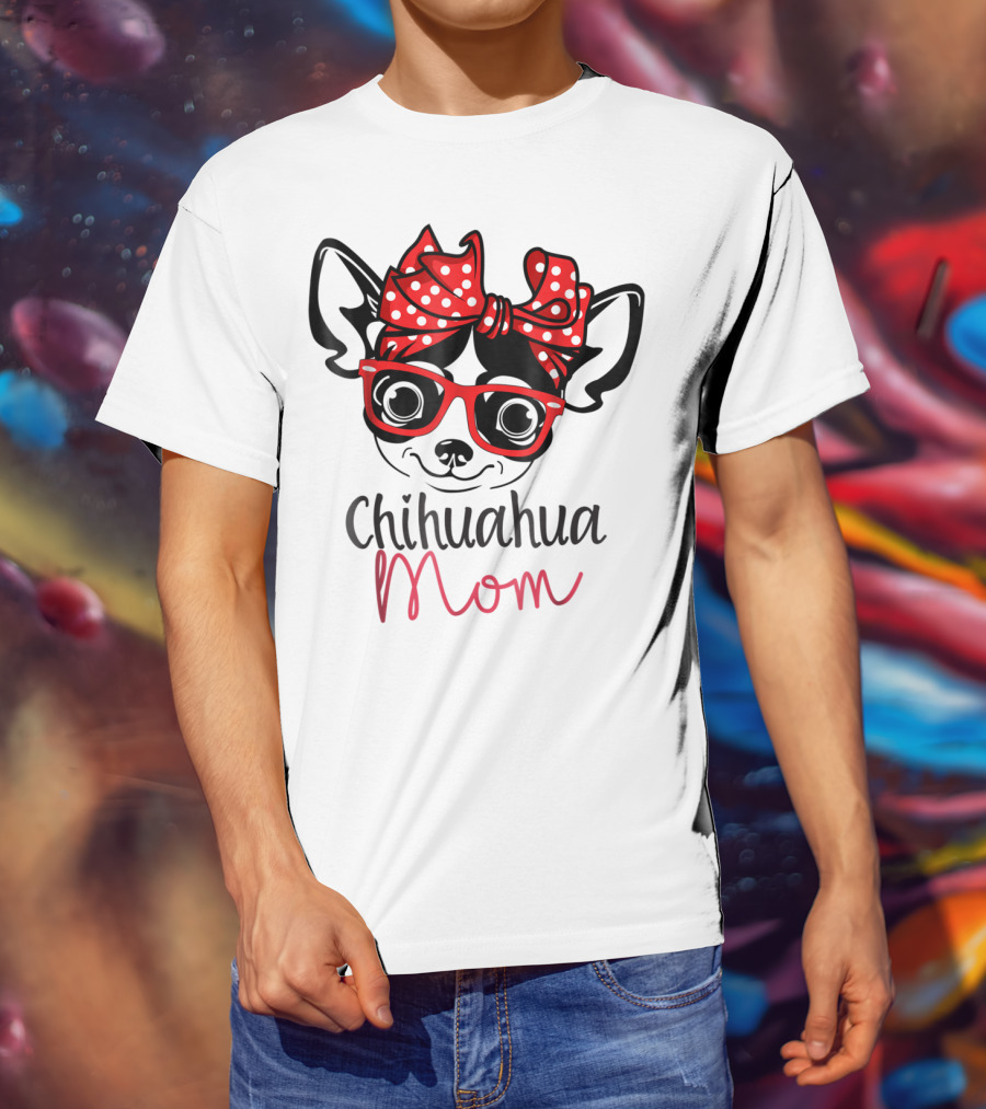 Chihuahua Mom Red Glasses And Polka Dot Bow T-Shirt