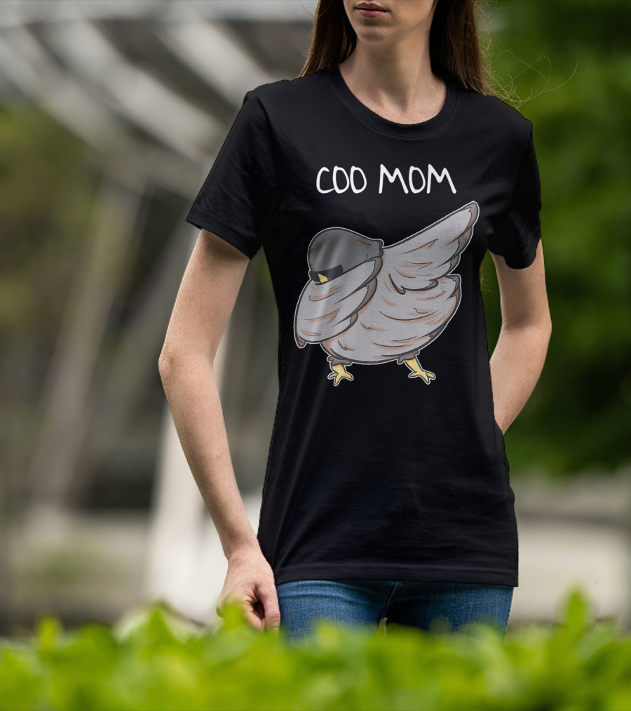Coo Mom Pigeon Funny Cool Bird Pun Dabbing T-Shirt