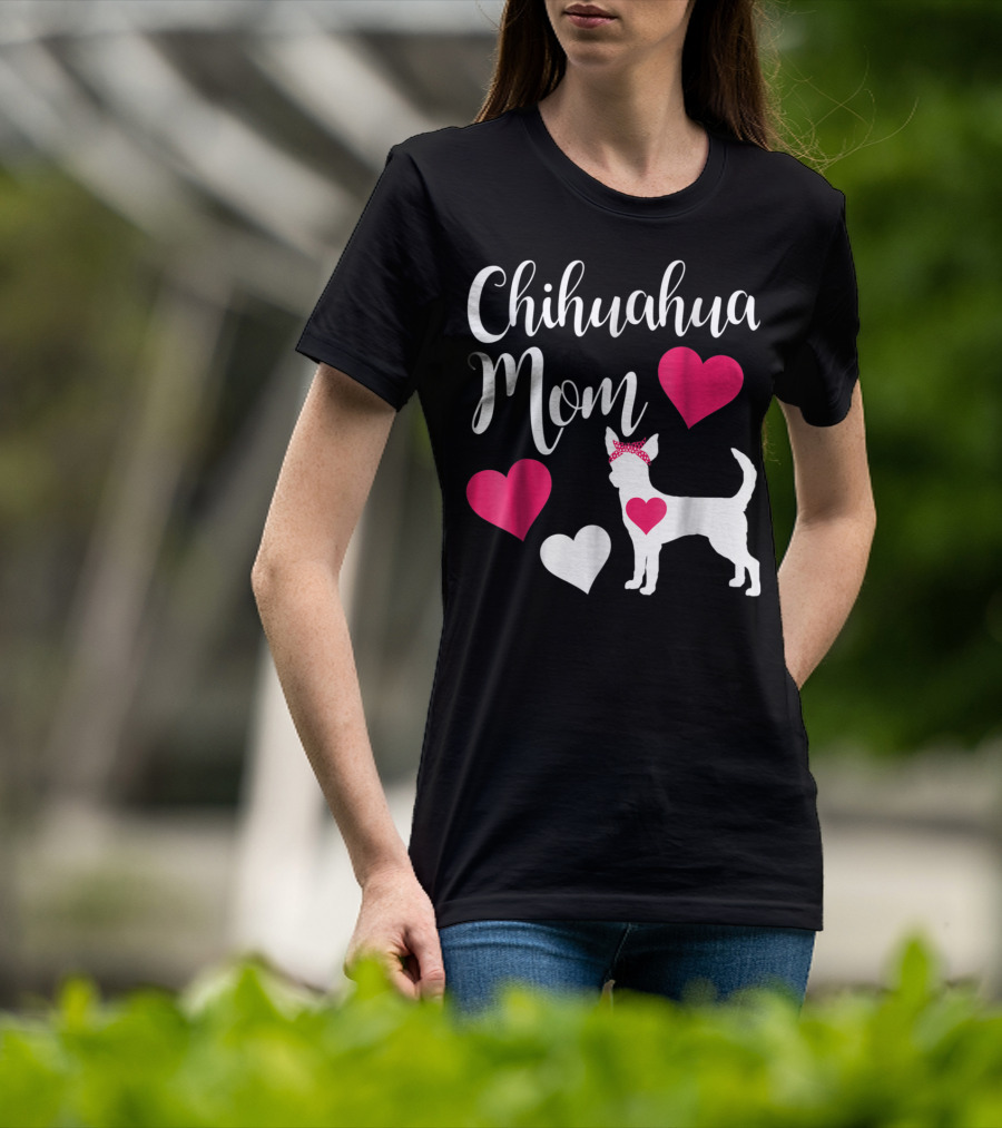 Chihuahua Mom Heart Love Bow Chihuahua Owner T-Shirt