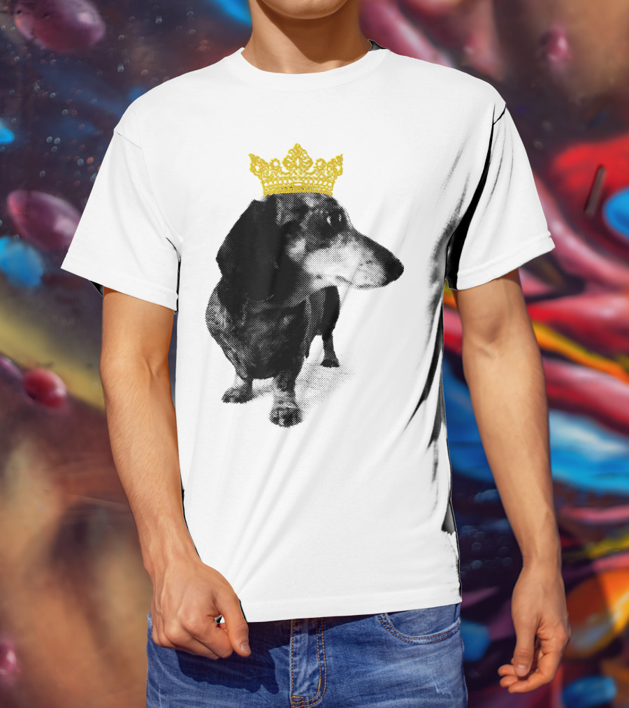 Cute Dachshund Princess With Golden Crown T-Shirt