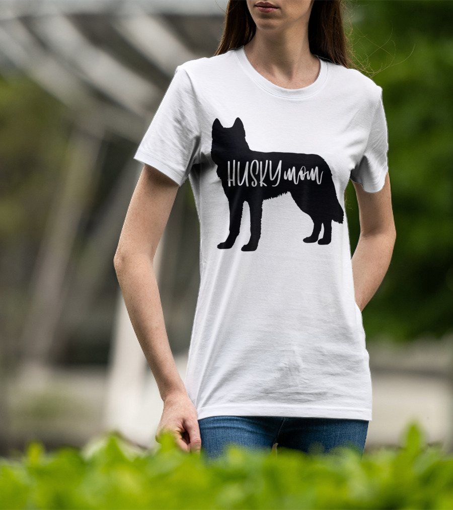 Husky Mom Cute Siberian Dog Mom T-Shirt