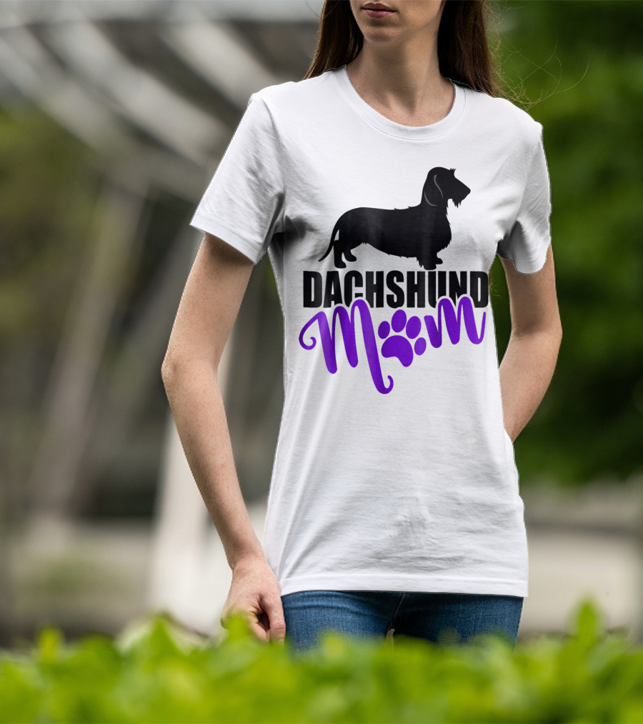 Dachshund Mom Wirehair Paw T-Shirt