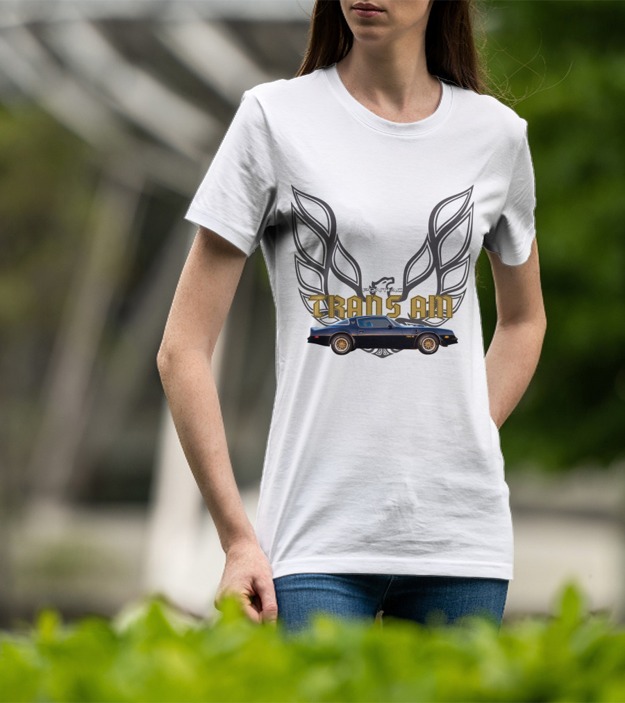 Pontiac Trans Am Smokey And The Bandit Car With Iconic Firebird Wings T-Shirt