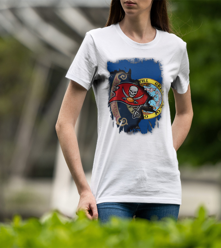 Idaho State Meets Buccaneers Flag Fusion T-Shirt