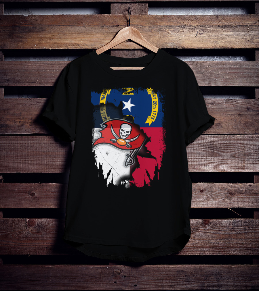 Together North Carolina With Buccaneers Flag And North Carolina Coat Of Arms April 1776 T-Shirt