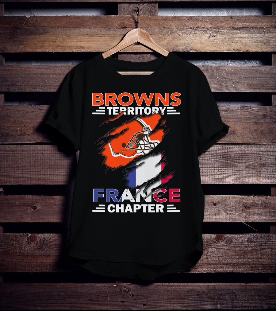 Browns Territory France Chapter Helmet And Flag T-Shirt