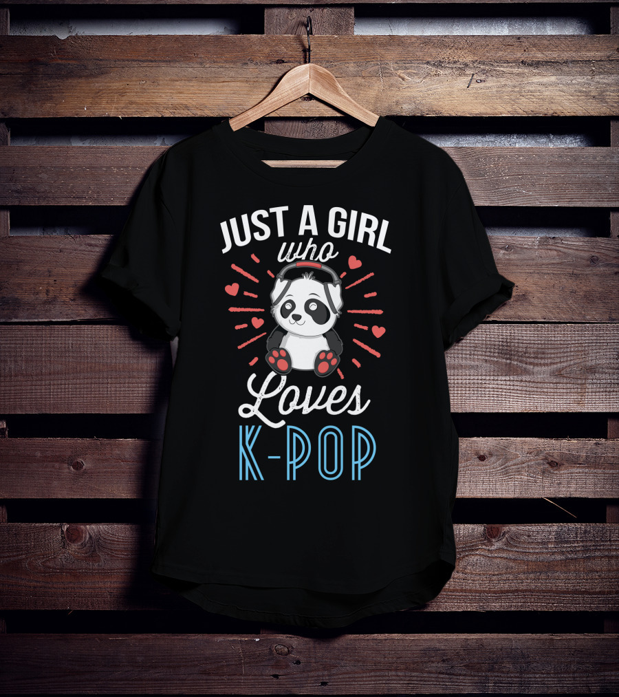 Just A Girl Who Loves Kpop Panda K-Pop T-Shirt