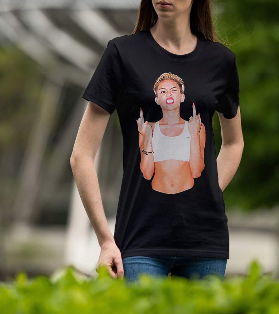 Miley Cyrus Middle Finger Up Pose Cropped Tank Top T-Shirt