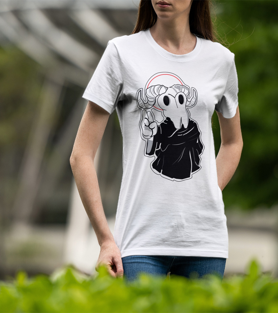 Kawaii Beezelbub Satan Evil Skull With Horns And Cloak T-Shirt