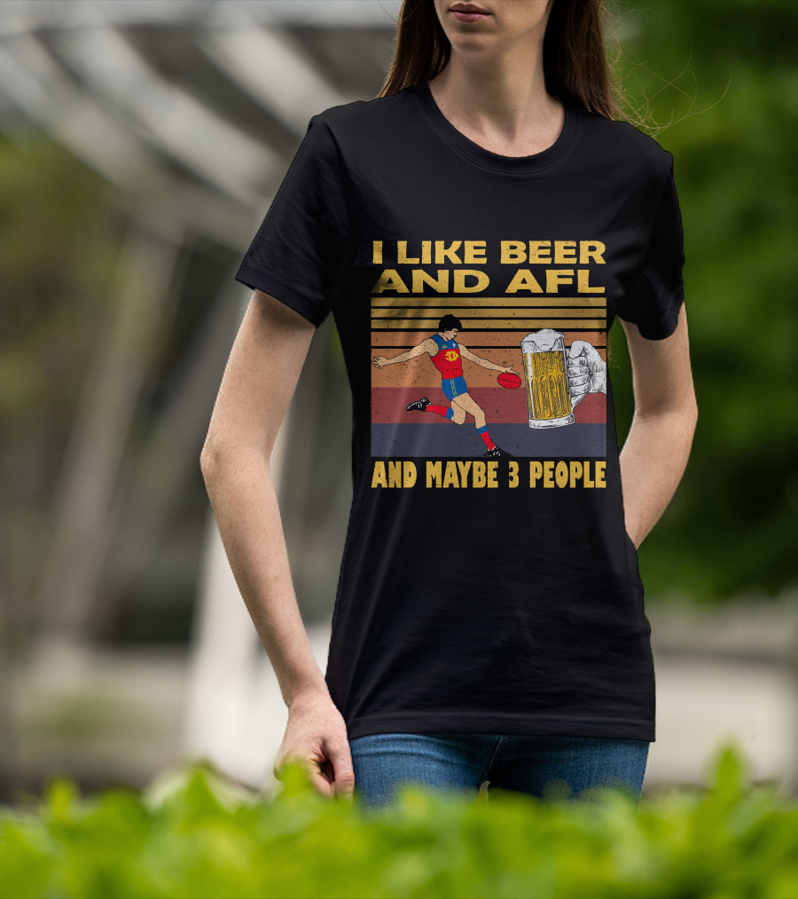 I Like Beer And AFL Maybe 3 People Retro Player And Beer Mug T-Shirt