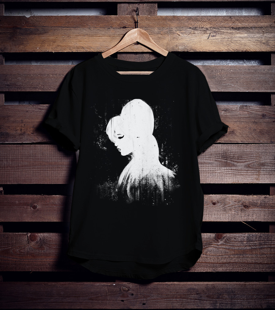 Amy Winehouse Back To Black Silhouette Iconic T-Shirt