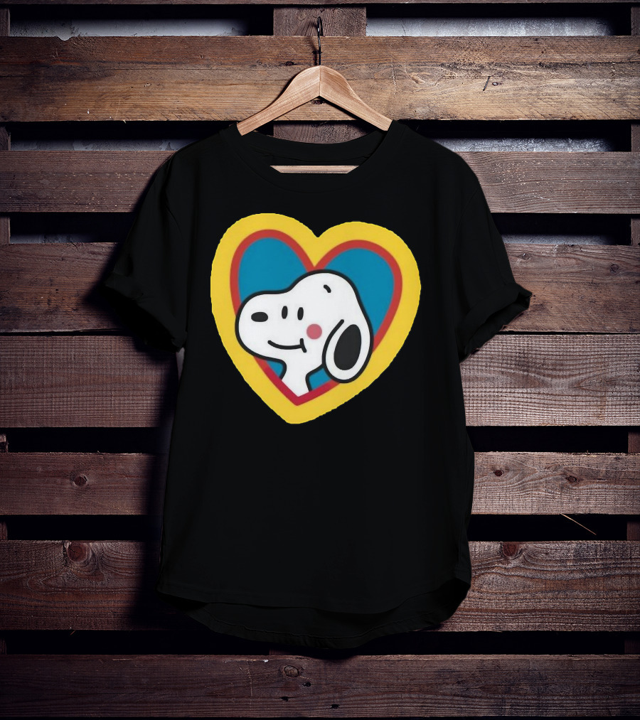Snoopy Heart Love Peanuts Cartoon T-Shirt