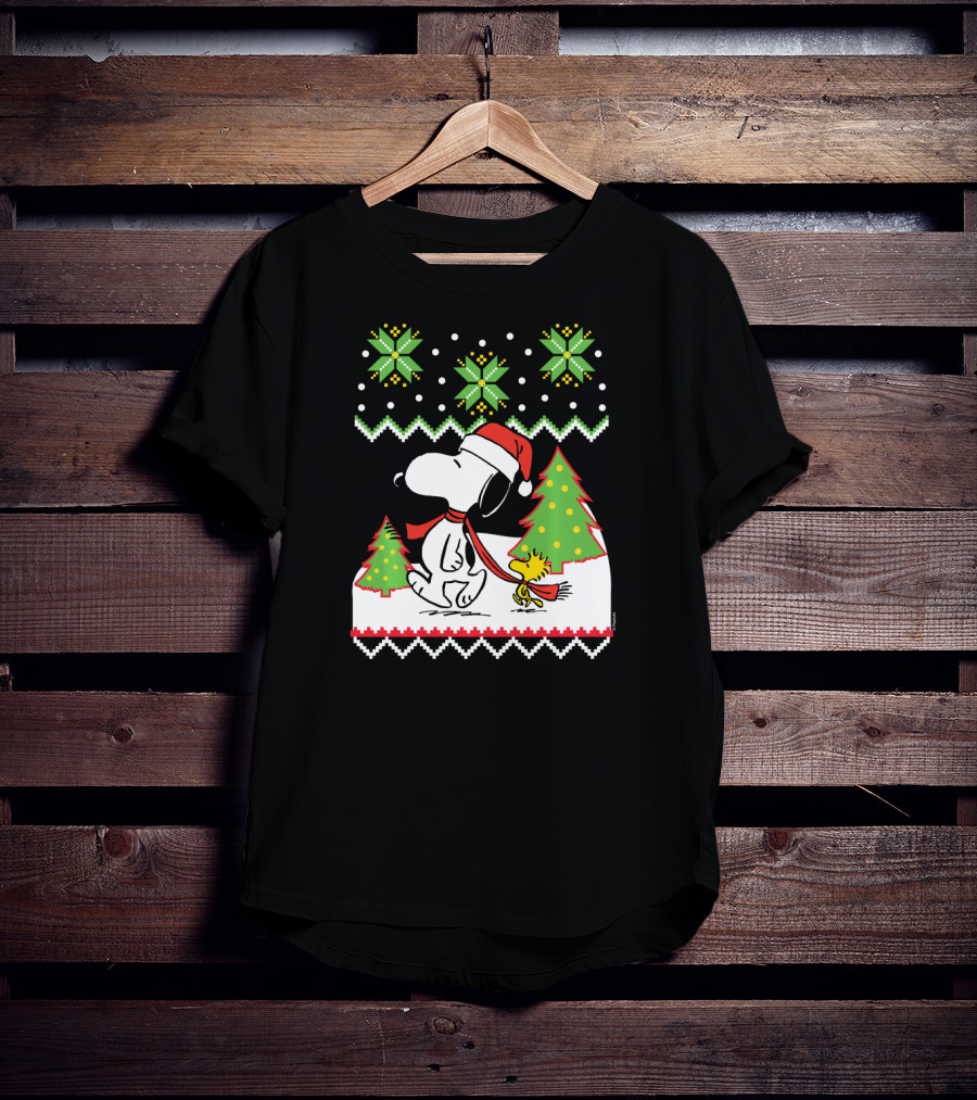 Peanuts Santa Snoopy Woodstock Snow Christmas Trees T-Shirt