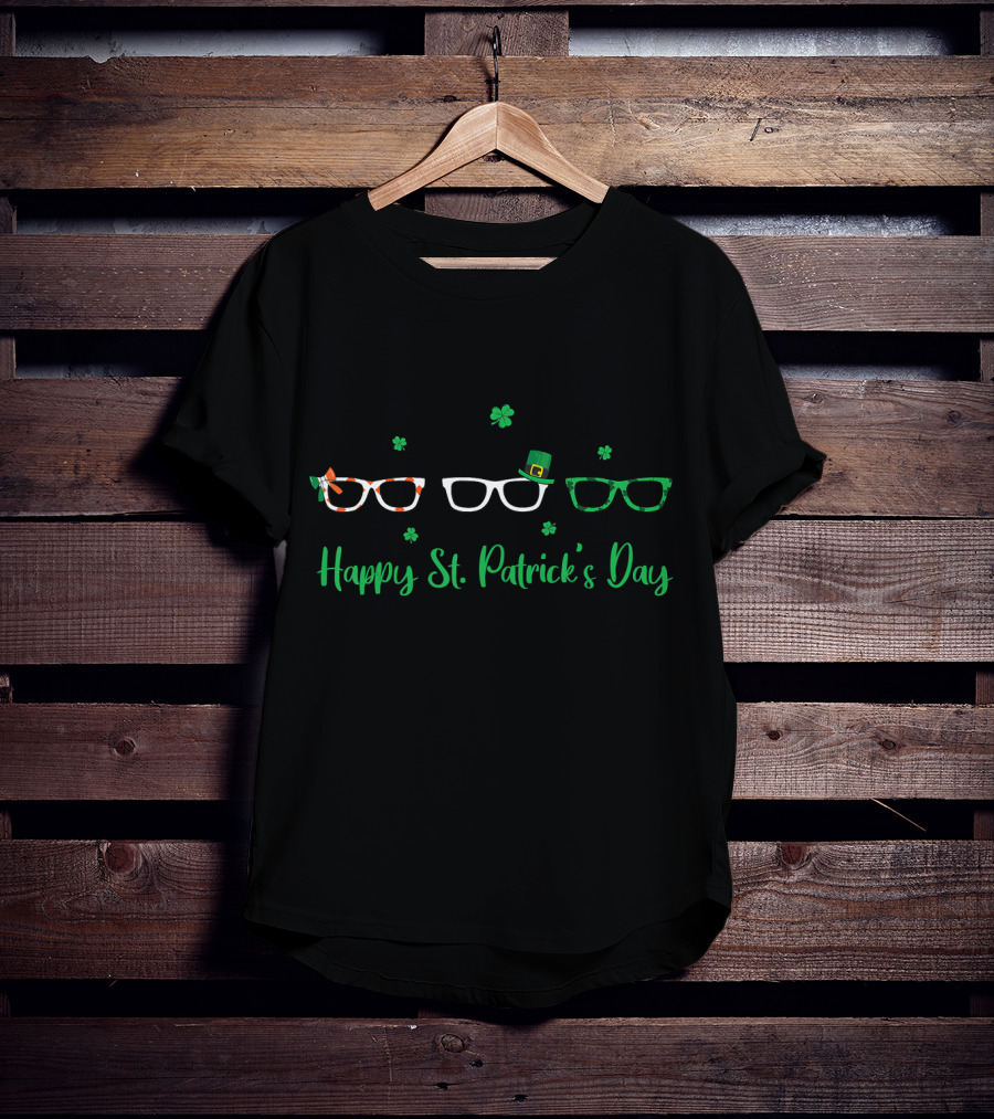 Happy St Patrick's Day Optometrist Glasses Shamrock Hat T-Shirt