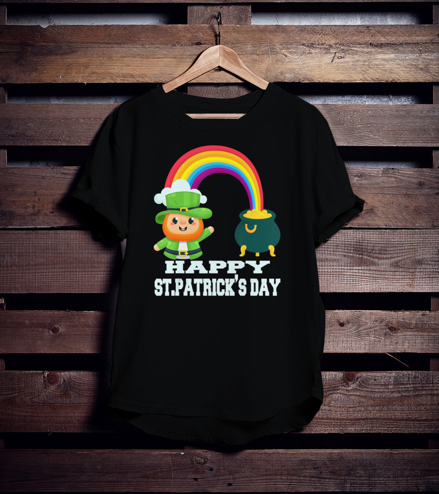HAPPY ST. PATRICK'S DAY Rainbow Leprechaun Pot Of Gold T-Shirt