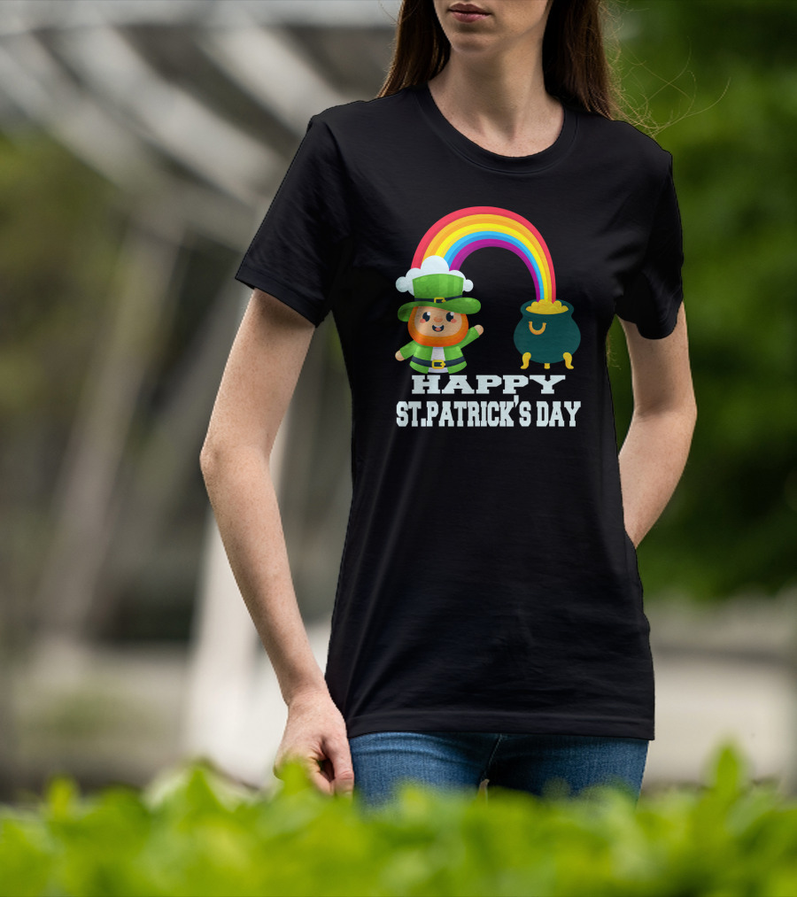 HAPPY ST. PATRICK'S DAY Rainbow Leprechaun Pot Of Gold T-Shirt