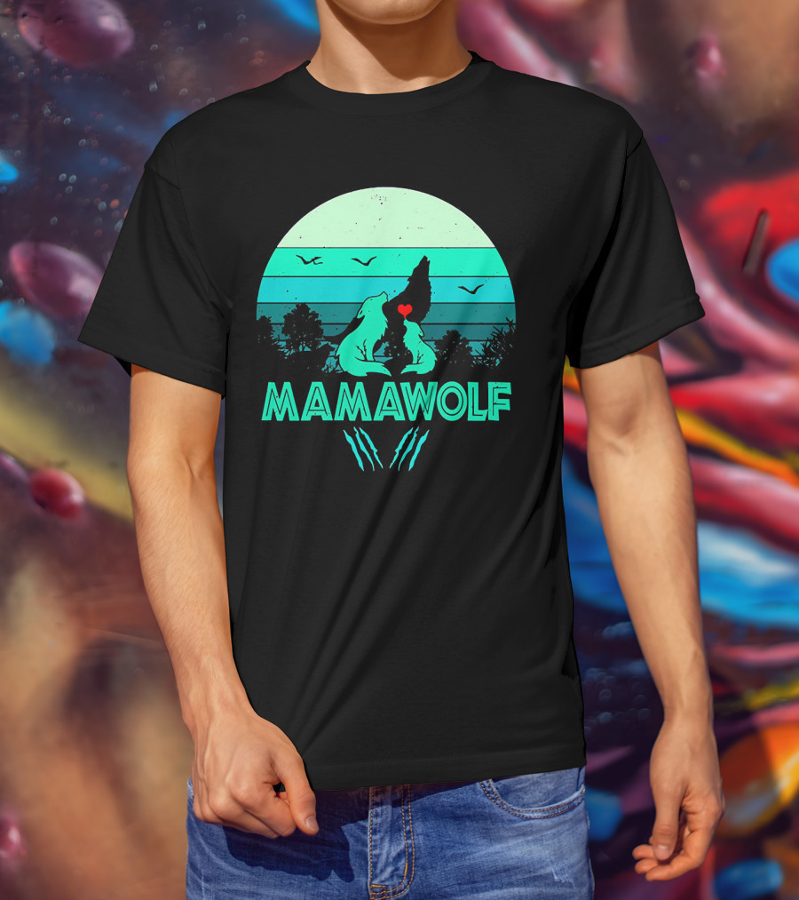 MAMAWOLF Babies Mom Vintage Wolf Heart Moon T-Shirt