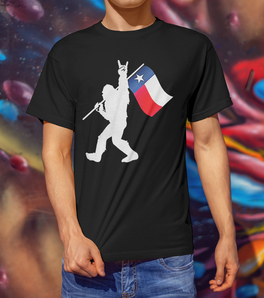 Bigfoot Holding Texas Flag Rock And Roll Salute T-Shirt