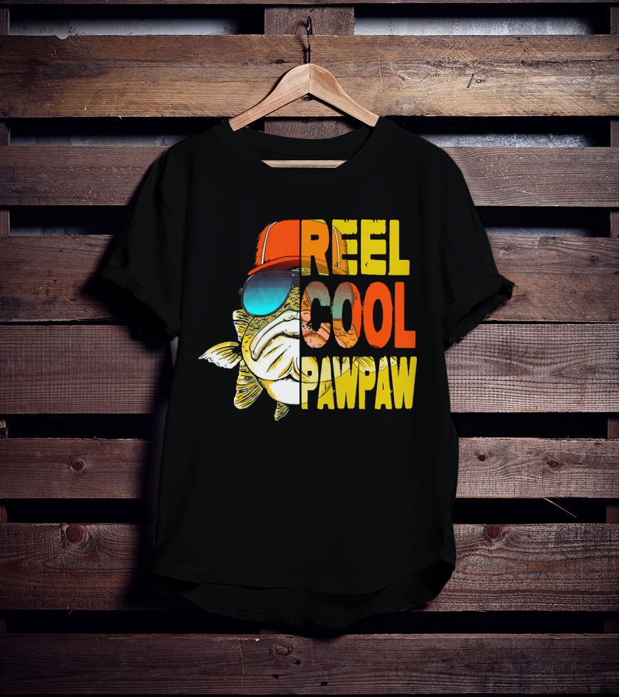 REEL COOL PAWPAW Fathers Day Fishing 143 T-Shirt