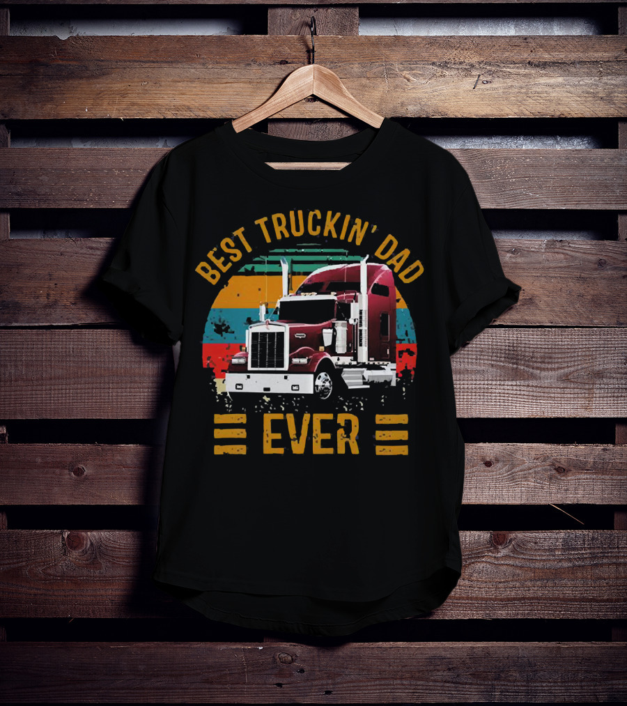 Best Truckin’ Dad Ever Vintage Striped Semi Truck T-Shirt