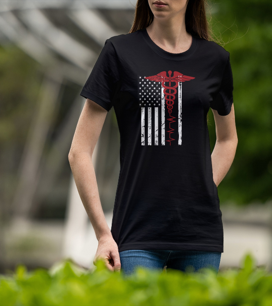USA Flag Caduceus Medical Symbol Black Patriotic Nurse T-Shirt