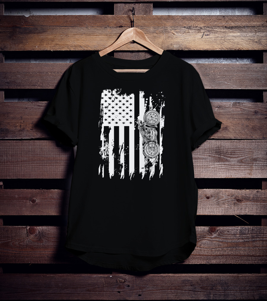 Vintage Retro Motorcycle With Grunge American Flag Background T-Shirt