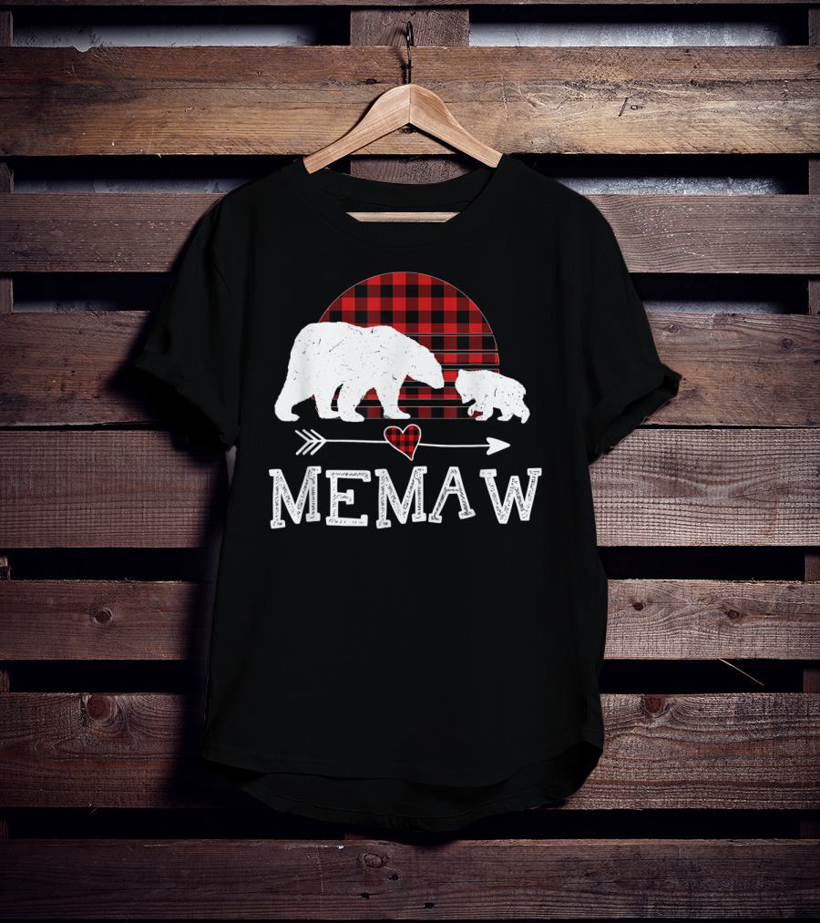 Memaw Bear With Red Plaid Buffalo Check And Heart Arrow T-Shirt