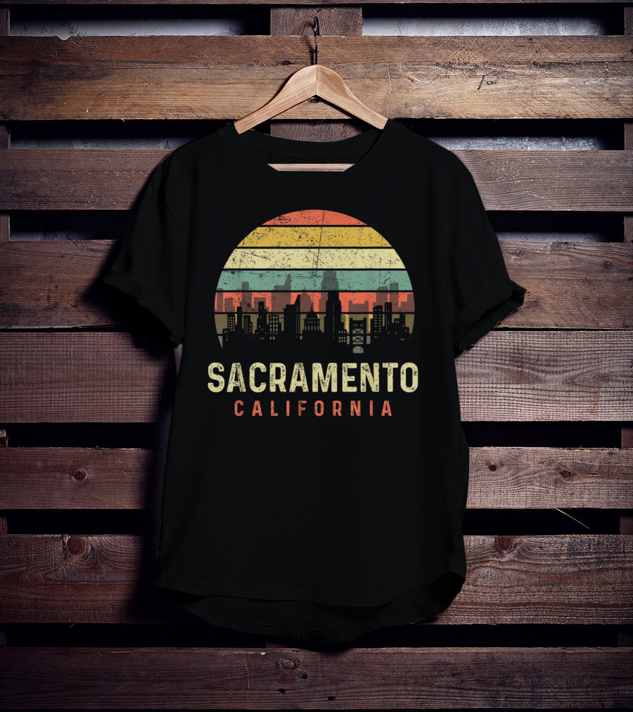 Sacramento California Skyline Vintage Sunset T-Shirt