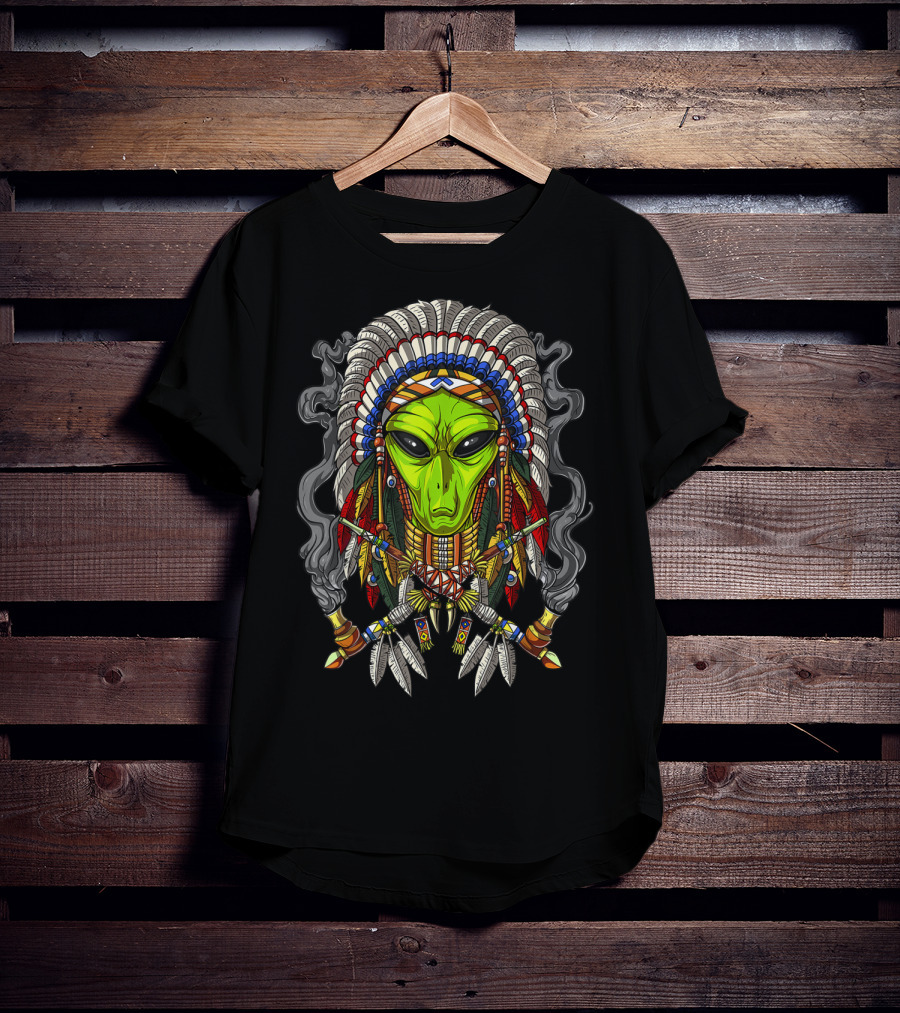Alien Native American Chief Headdress Smoking Peace Pipes T-Shirt
