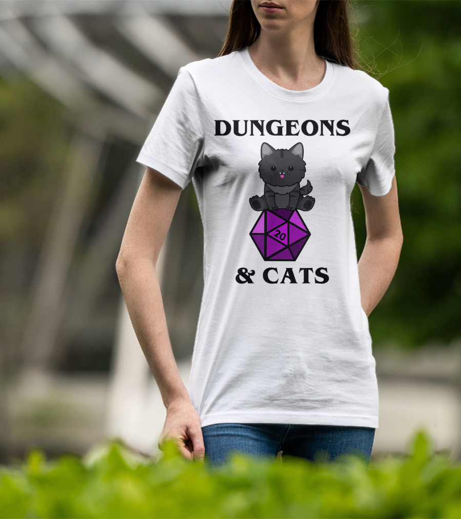Dungeons And Cats Nerdy RPG Cat Sitting On D20 Dice T-Shirt