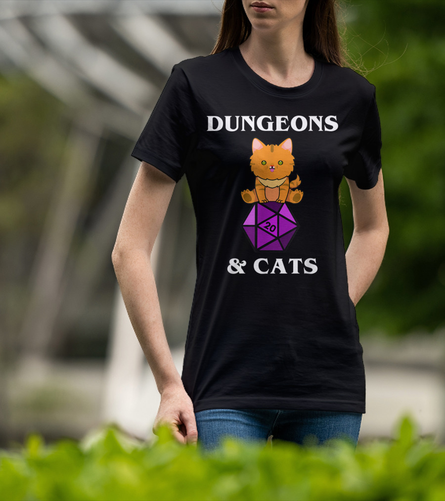 Dungeons And Cats Orange Cat On Purple D20 Dice T-Shirt