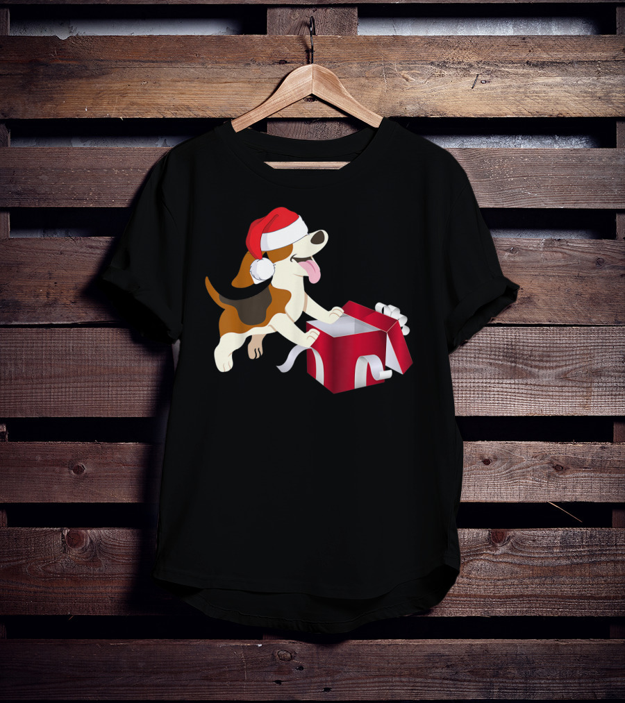 Beagle Dog Christmas Funny Santa Hat With Gift Box T-Shirt