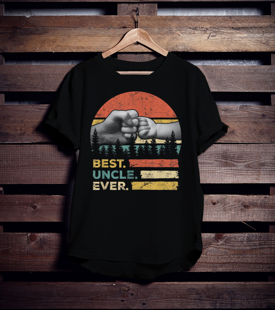 Best Uncle Ever Vintage Forest Fist Bump T-Shirt