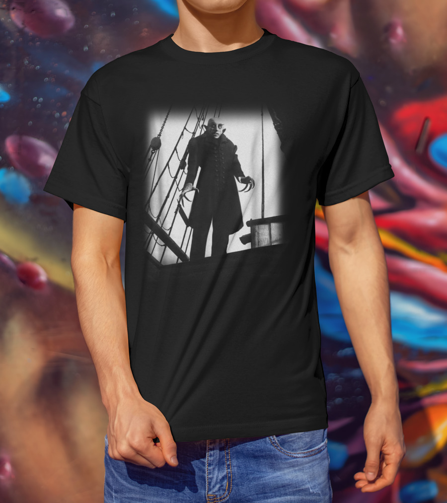 Nosferatu Vampire Classic Horror Black Dracula Iconic Ship Scene T-Shirt