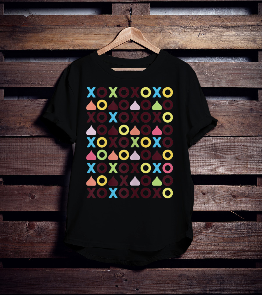 Hershey's Kisses Classic Look XOXO T-Shirt