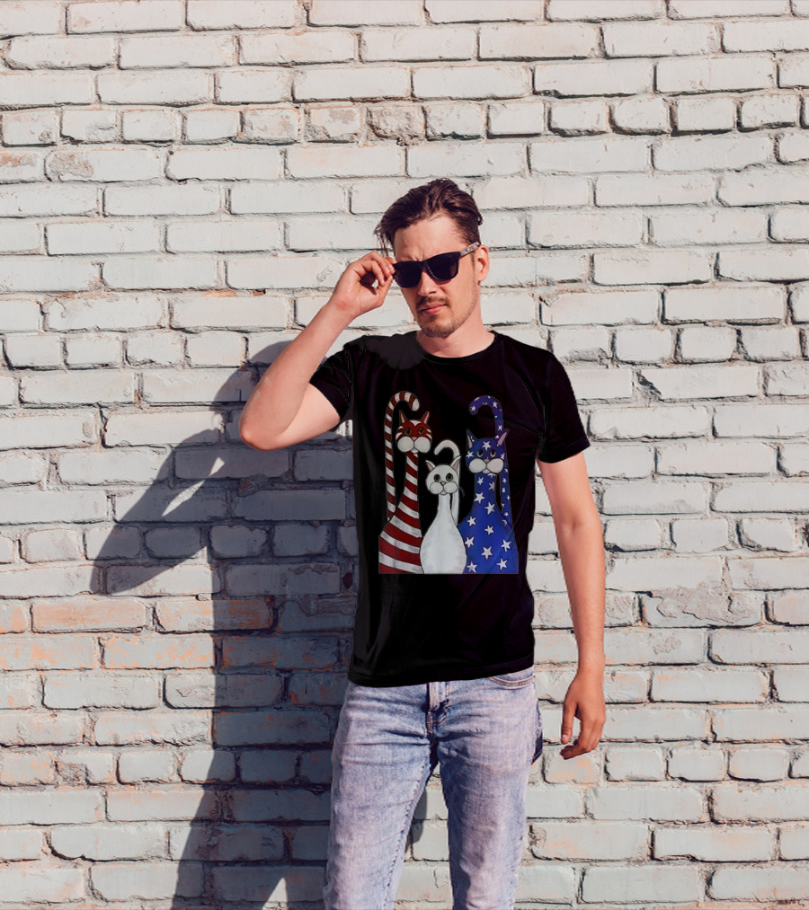 Cat American Flag USA Paws Patriotic Red White Blue Stars Stripes T-Shirt