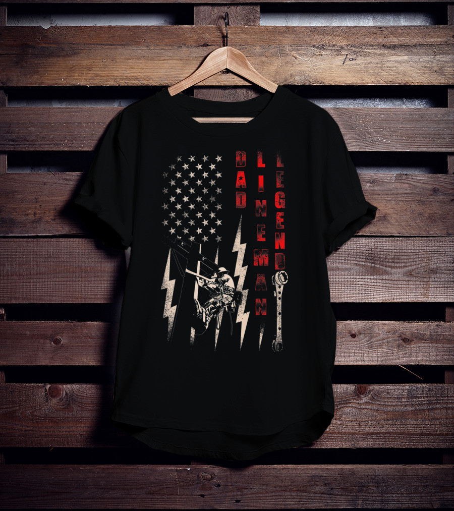 Dad Lineman Legend American Flag Lightning Bolt Wrench T-Shirt
