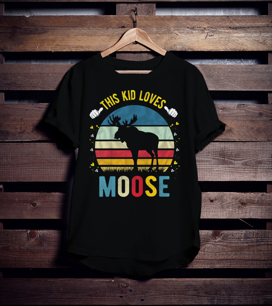 This Kid Loves Moose Retro Silhouette Boys And Girls Moose T-Shirt