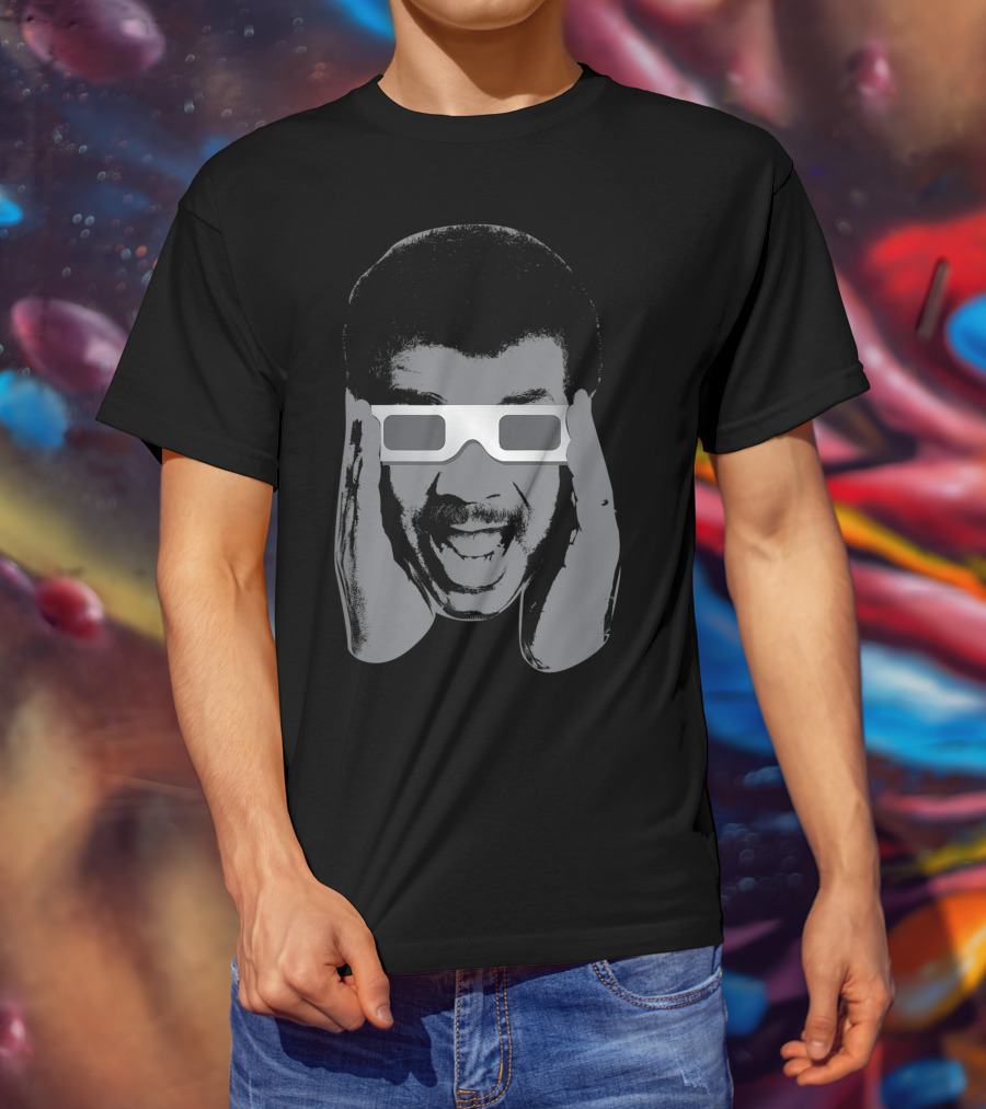 Neil Degrasse Tyson Eclipse Glasses Enthusiast Iconic Expression T-Shirt