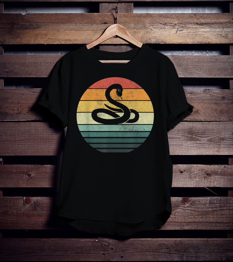 Vintage 70s Snake Sunset Nature Retro Stripes T-Shirt