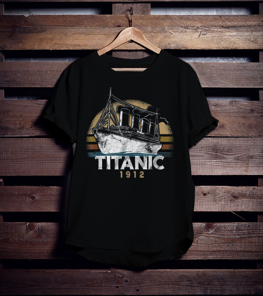 Titanic 1912 Vintage Ocean Liner Retro T-Shirt