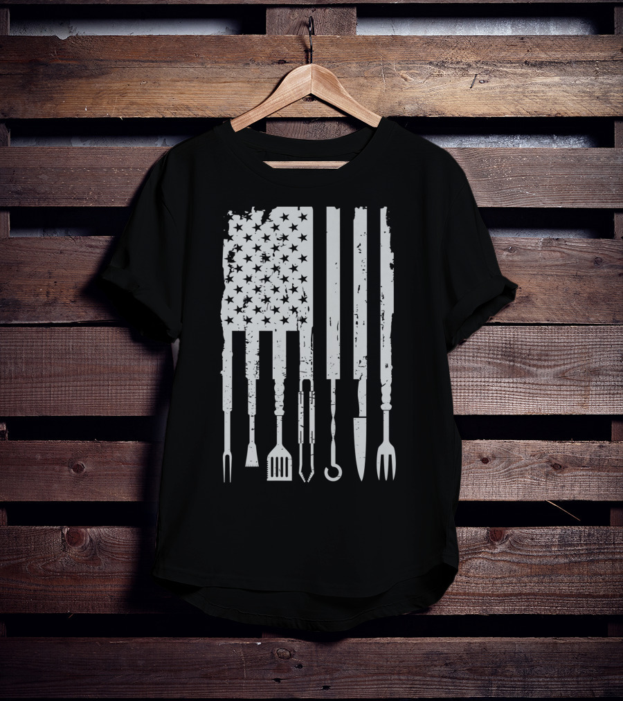 Vintage BBQ Smoker Grilling Barbecue Pitmaster American Flag Tools T-Shirt
