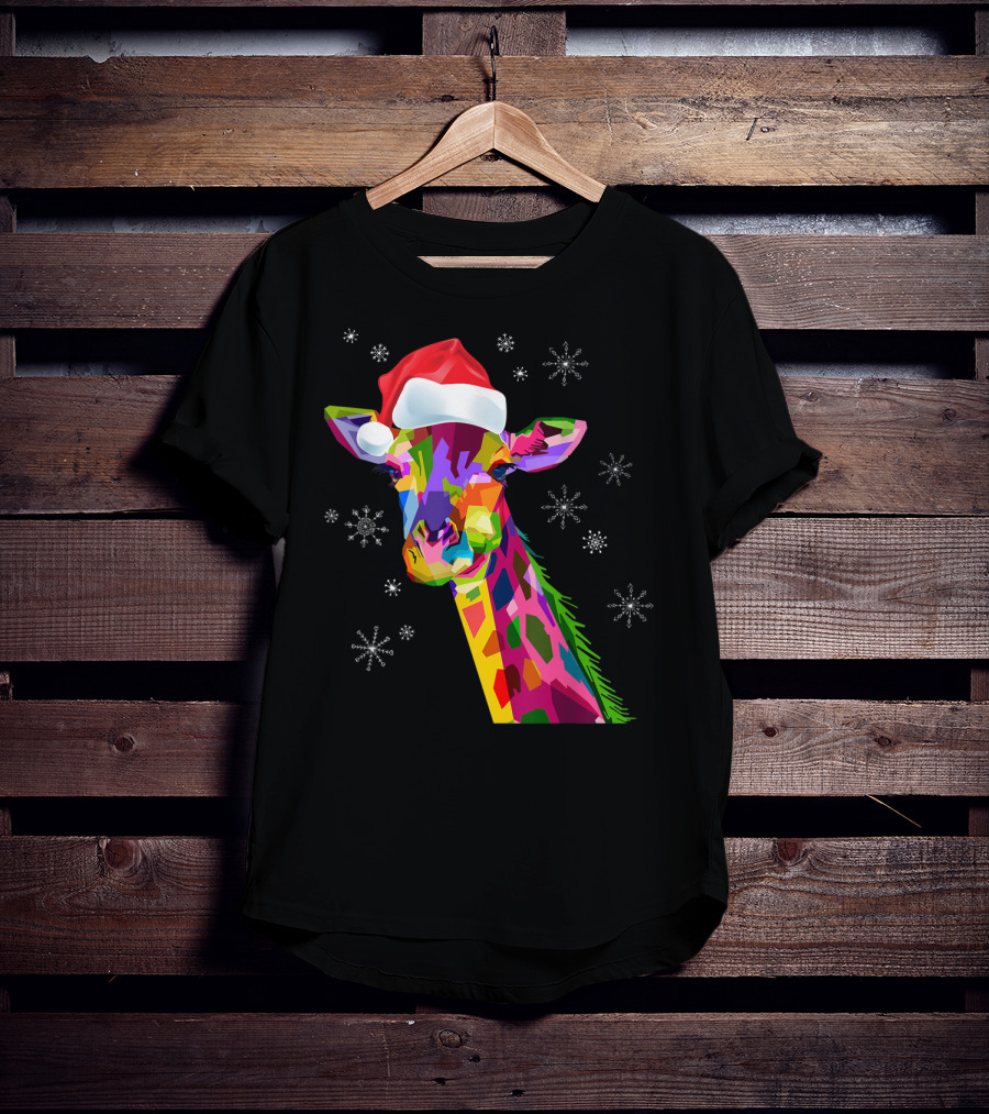 Giraffe Christmas Santa Hat Colorful Snowflakes T-Shirt