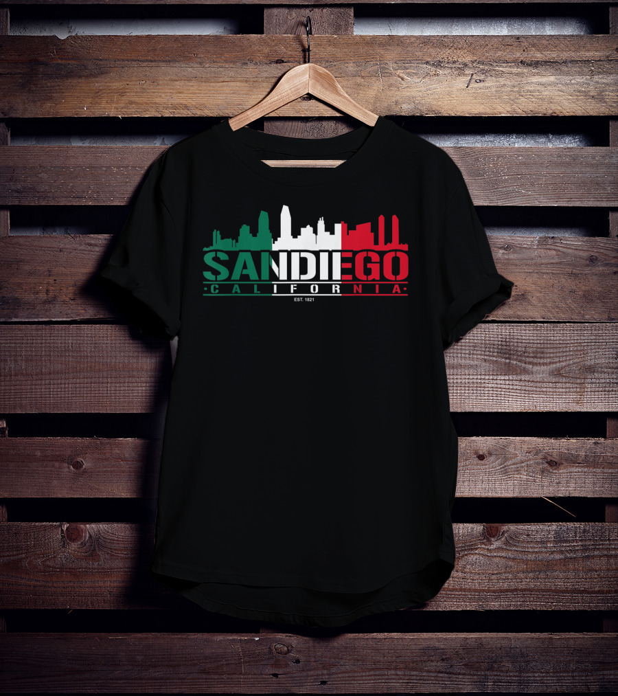 San Diego California Skyline Est. 1821 Classic Look T-Shirt